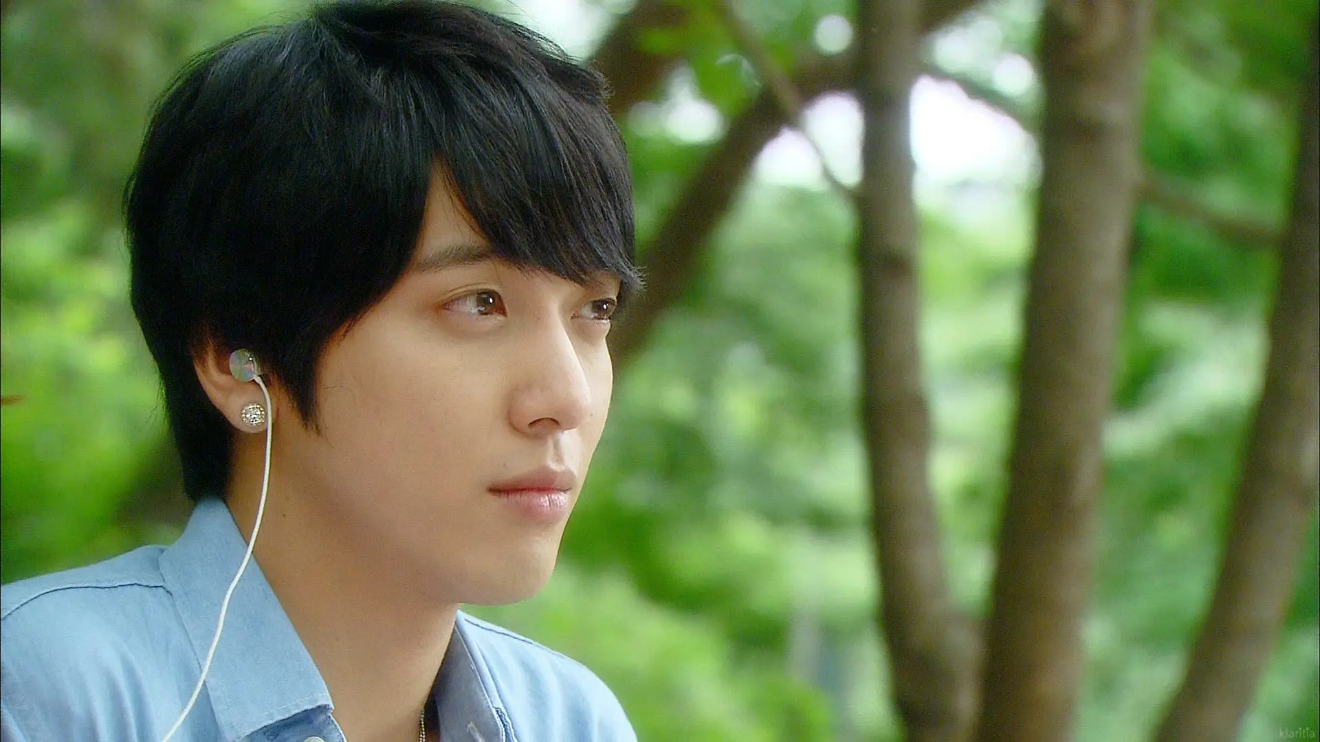 Jung Yong Hwa